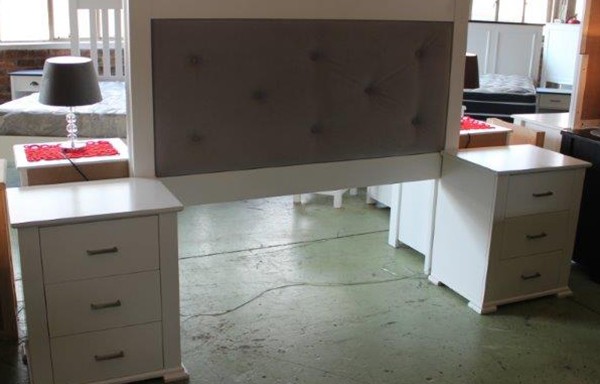 Oxford Upholstered Headboard with Stockholm 3 drawer