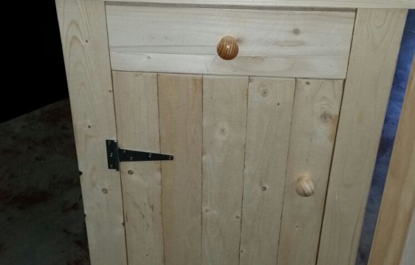 Pallet 1 Door + 1 Draw Cabinet