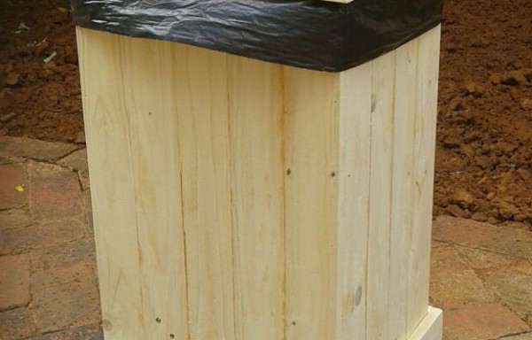Pallet Dustbin