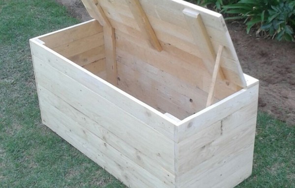 Pallet Storage Box