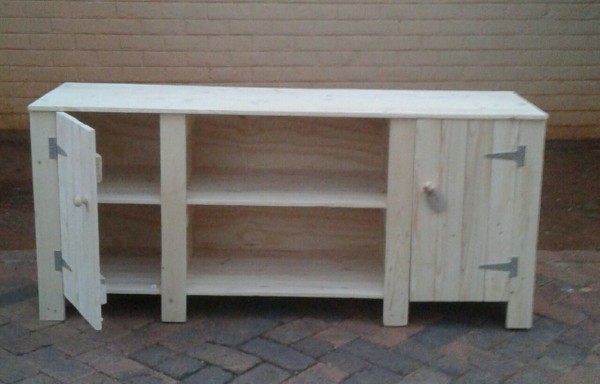 Pallet TV Cabinet